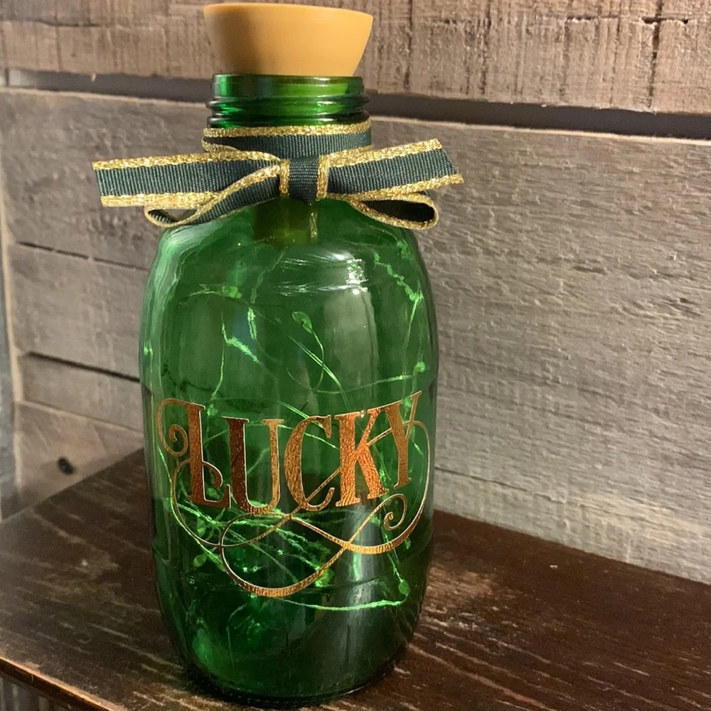 Hand Crafted- ‘Lucky’ Green barrel solar lantern